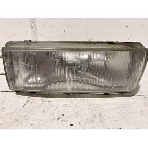 Nissan Pintara Left Headlight R31 11/1989-10/1990