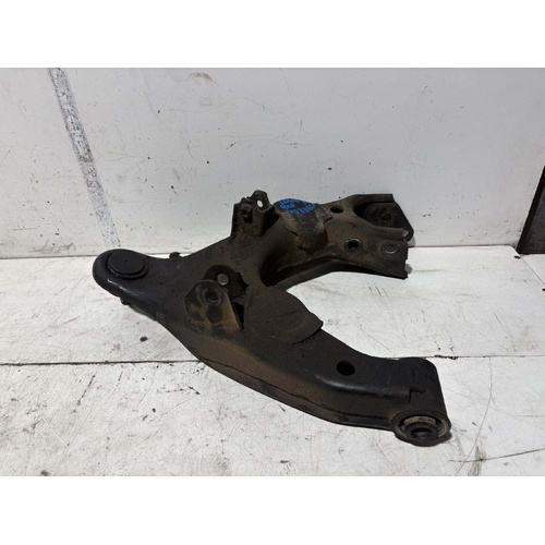 Toyota Land Cruiser Right Front Lower Control Arm 100 Series 01/1998-10/2007