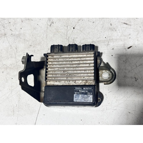 Toyota Hilux Injector Driver Module KUN16 08/2006-08/2009
