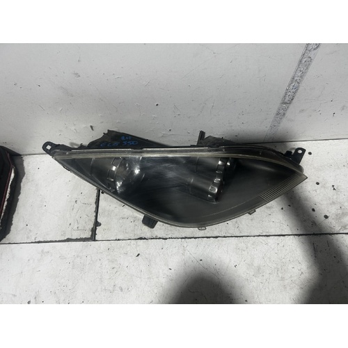 Mitsubishi Colt Right Headlight RG Hatch 01/2002-12/2005