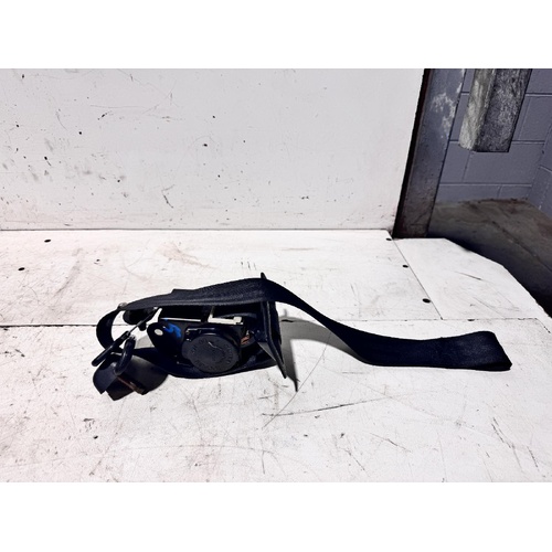 Toyota Celica Left Front Seat Belt ST162 11/1985-12/1989