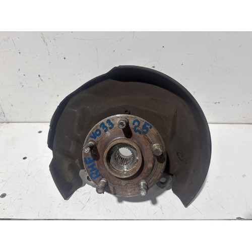 Toyota Celica Right Front Hub Assembly ST162 11/1985-12/1989