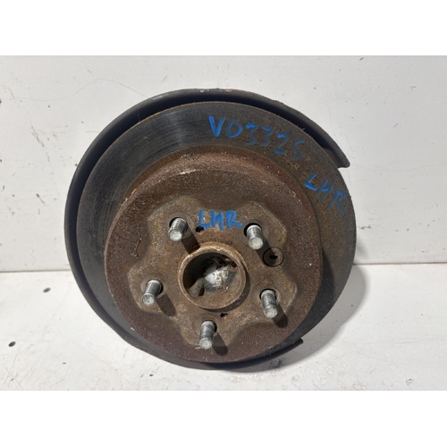 Toyota Celica Left Rear Hub Assembly ST162 11/1985-12/1989