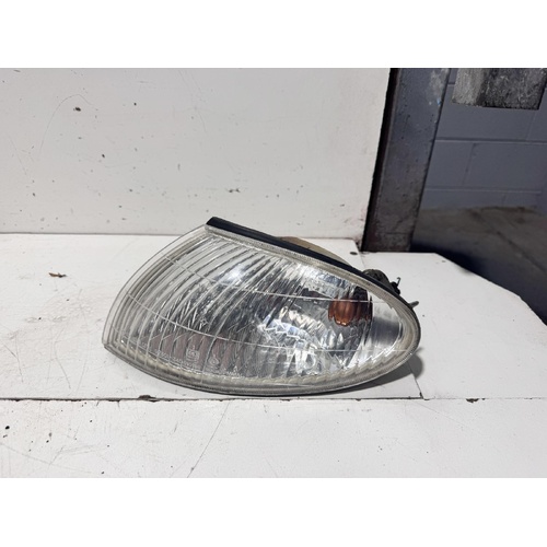 Hyundai Sonata Left Corner Light Y3 10/1996-05/1998