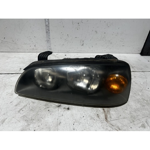 Hyundai Elantra Left Headlight XD 10/2003-07/2006