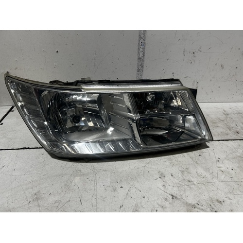 Dodge Journey Right Headlight JC 05/2008-12/2016