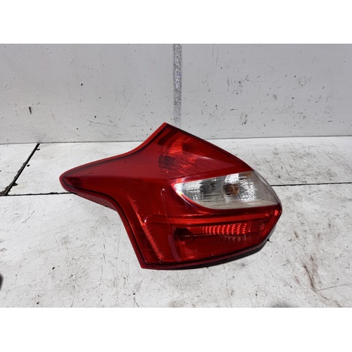 Ford Focus Left Tail Light LW 05/2011-08/2015