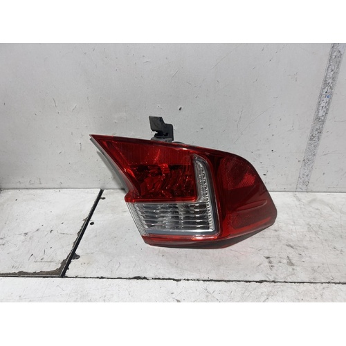 Toyota Camry Left Taillight  ASV50 11/2011-03/2015