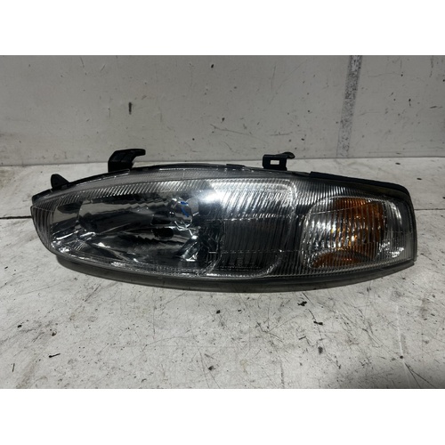Mitsubishi Mirage Left Headlight CE Jap Type 07/1996-07/1998