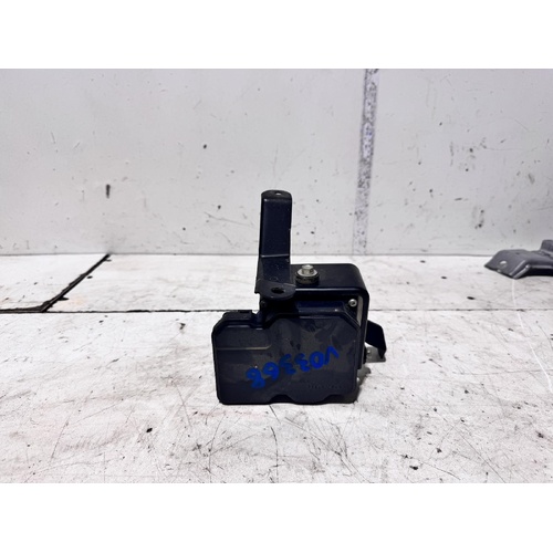 Mitsubishi Triton ABS Pump / Module MQ 03/2015-10/2018