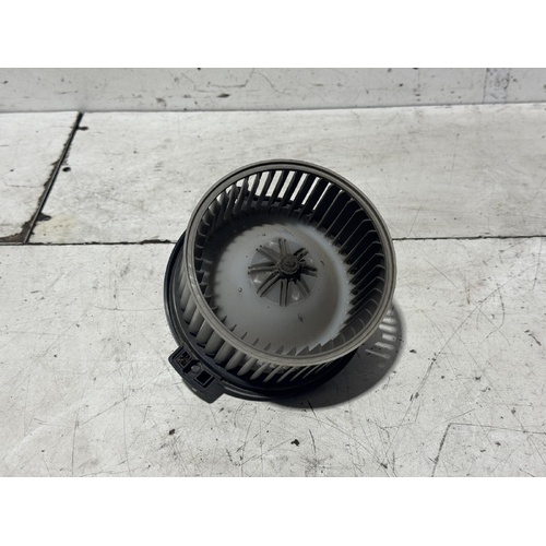 Toyota Camry Heater Fan Motor MCV36 08/2002-05/2006