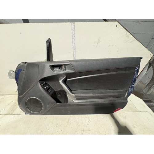 Toyota 86 Right Front Door Trim ZN6 04/2012-09/2021