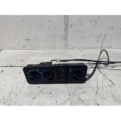 Toyota Avalon Heater Controls MCX10 07/2000-06/2005