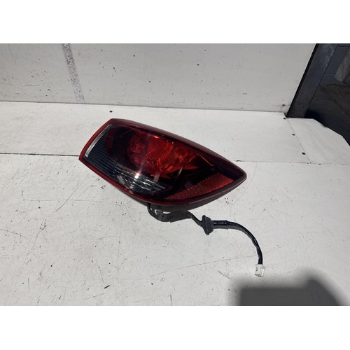 Mazda 2 Right Tail Light DJ 09/2014-10/2019