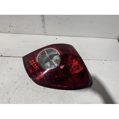 Holden Captiva Right Tail Light CG 11/2009-02/2011