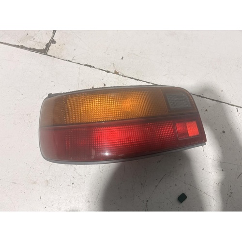Toyota Corolla Left Taillight AE92 06/1991-08/1994