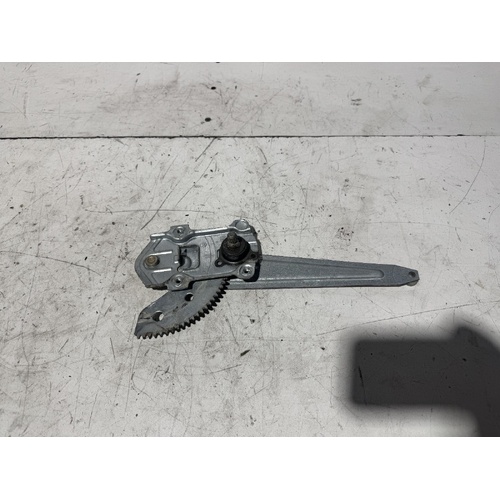 Toyota Corolla Right Rear Door Window Regulator AE92 06/1989-08/1994