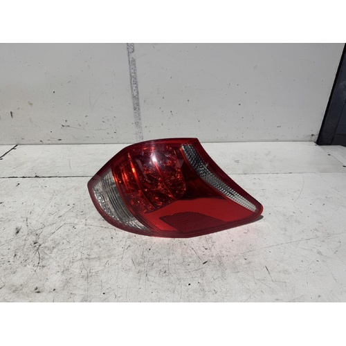 Toyota RAV4 Right Tail Light ACA33 11/2005-08/2008