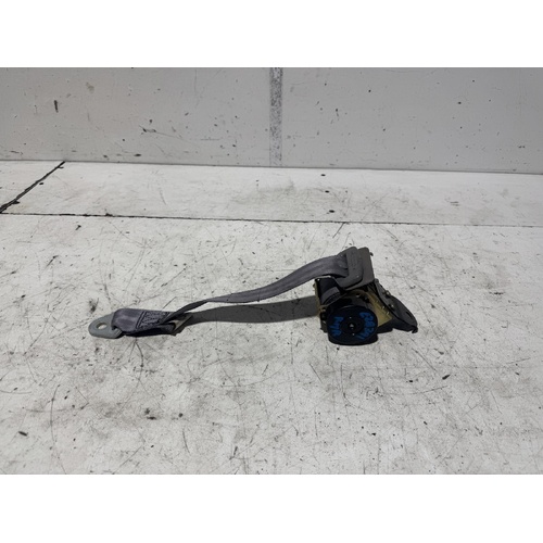Toyota Camry Right Rear Seat Belt MCV36 08/2002-05/2006
