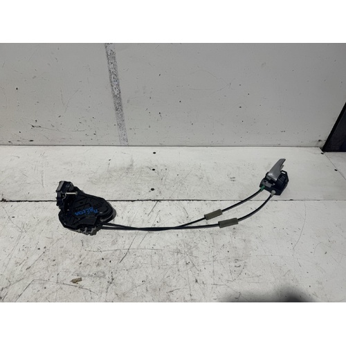 Toyota Kluger Right Rear Door Lock Mechanism GSU50 12/2013-02/2021