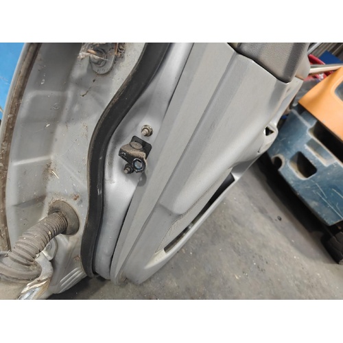 Toyota Camry Right Front Check Strap MCV36 08/2002-05/2006