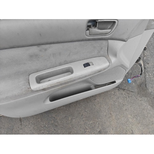 Toyota Camry Left Front Window Switch MCV36 08/2002-05/2006