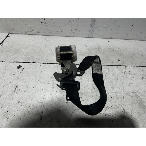 Toyota 86 Seatbelt Right Rear ZN6 04/2012-09/2021