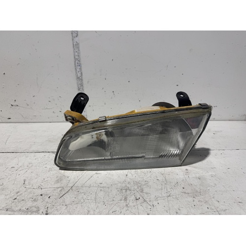 Toyota Camry Left Head Light MCV20 08/1997-09/2000