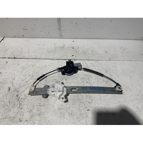 Mazda 2 Left Front Door Window Regulator DJ 09/2014-10/2019