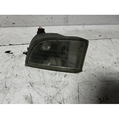 Toyota Rav4 Left Bumper Foglight ACA2#R 11/1990-11/2000