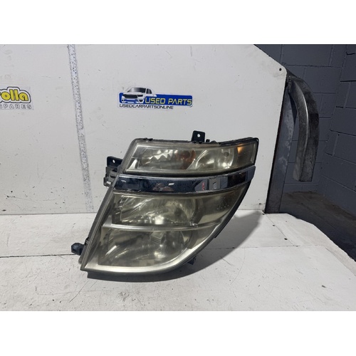 Nissan Elgrand Left Head Light E51 05/2002-08/2004