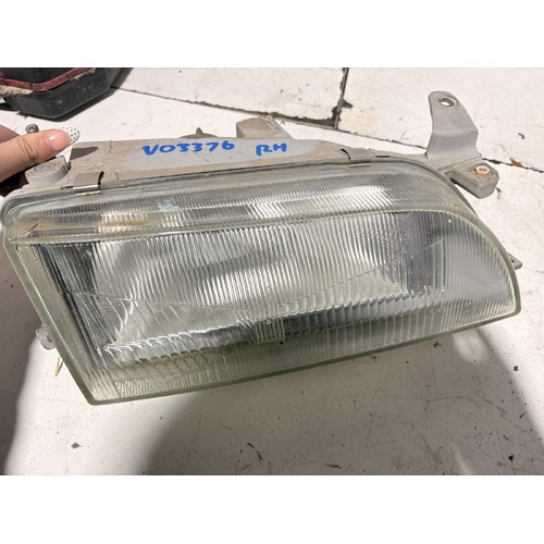 Toyota Corolla Right Headlight AE92 06/1989-08/1994 