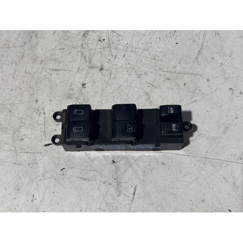 Nissan Elgrand Power Window MASTER Switch E51 05/2002-12/2010