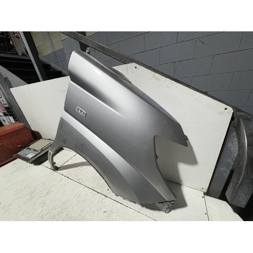 Nissan Elgrand Right Guard E51 05/2002-08/2004