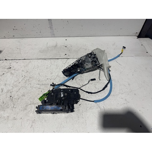BMW X1 Right Front Door Lock Mechanism F48 08/2015-06/2022