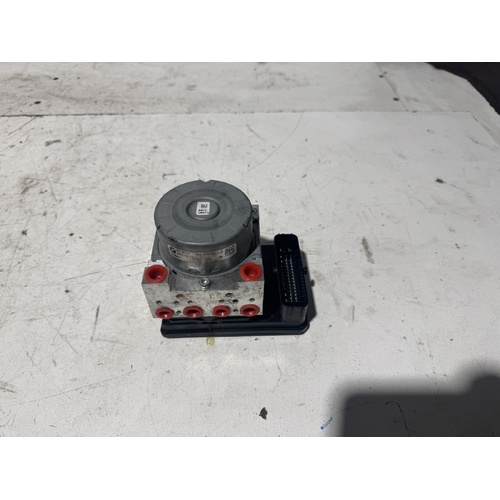 BMW X1 ABS Pump / Module F48 08/2015-06/2022