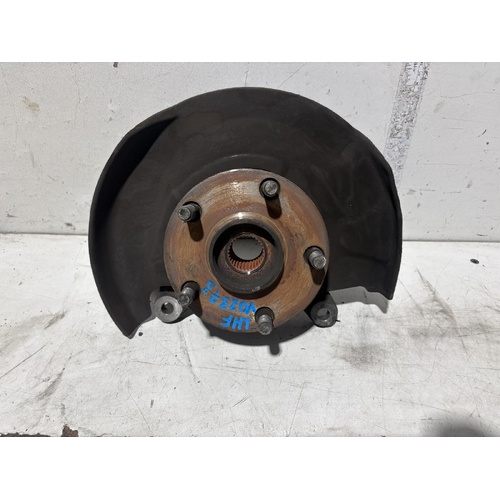 Toyota Avalon Left Front Hub Assembly MCX10 07/2000-06/2005