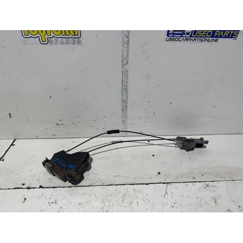 Toyota Hilux Left Front Door Lock Mechanism KUN26 02/2005-08/2015