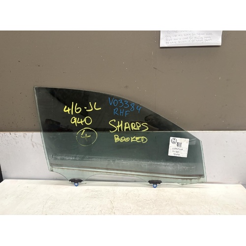 Toyota Kluger Right Front Door Window Glass GSU50 12/2013-02/2021