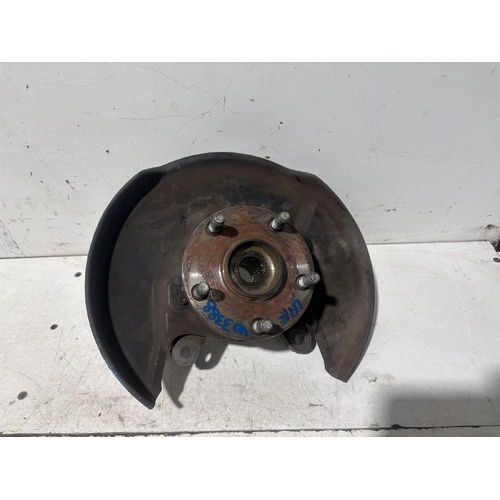 Toyota RAV4 Left Front Hub Assembly SXA11 07/1994-06/2000