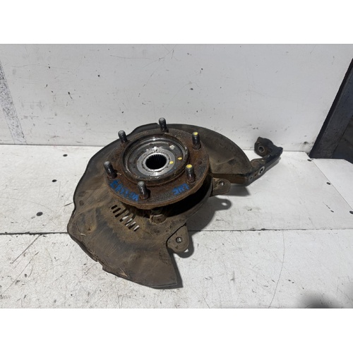 Toyota Hilux Left Front Hub Assembly KUN26 02/2005-08/2015
