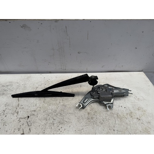 Toyota Corolla Tailgate Wiper Assembly ZWE211 07/2018-2023