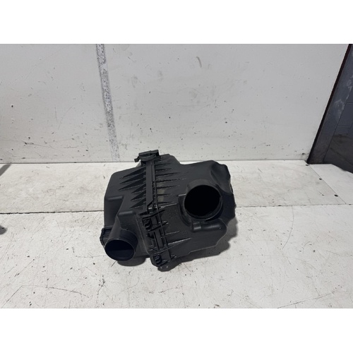 Toyota C-HR Air Cleaner Box with Air Flow Meter NGX10 12/2016-09/2023