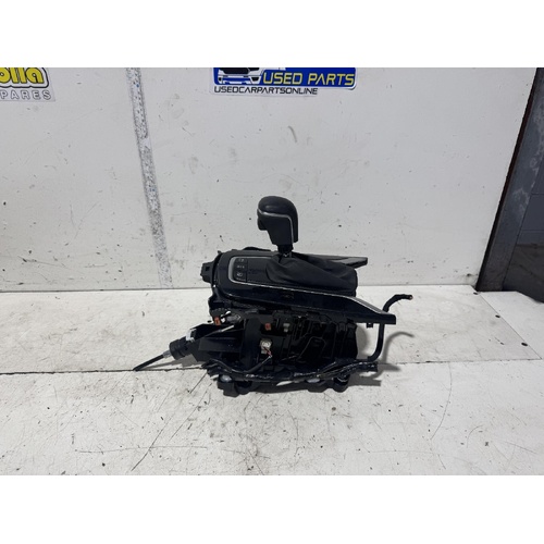 Toyota Corolla Gear Stick / Shifter ZWE211 07/2018-2023
