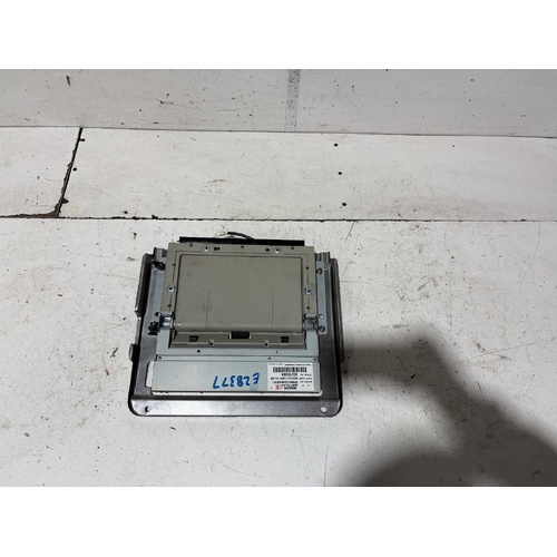 Nissan Elgrand Roof Mounted DVD Player Screen E51 05/2002-12/2010
