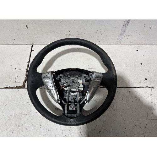 Nissan Pulsar Steering Wheel B17 12/201212/2017