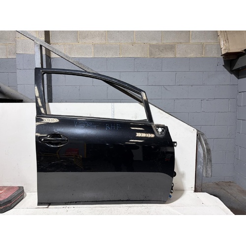Toyota Corolla Right Front Door Shell ZRE152 03/2007-09/2012