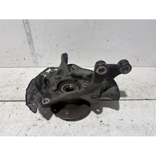 Toyota C-HR Left Front Hub Assembly Gen1 12/2016-09/2023