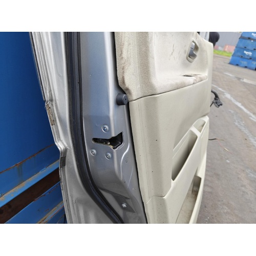 Nissan Elgrand Left Front Door Lock Mechanism E51 05/2002-12/2010
