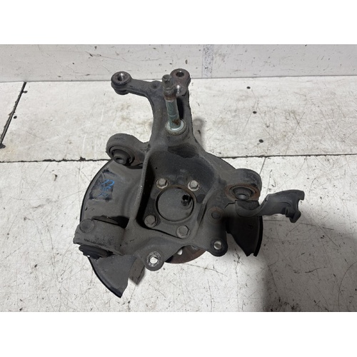 Toyota C-HR Right Rear Hub Assembly Gen1 12/2016-09/2023